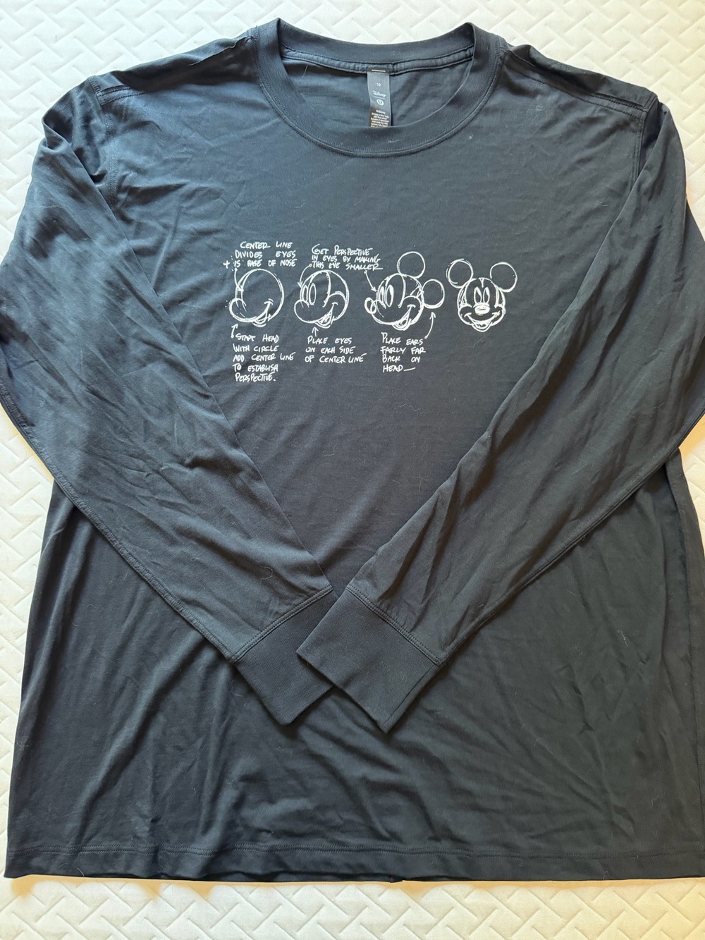 Women’s Disney Lululemon top 10 NWOT